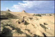 Гробницы строителей Пирамид